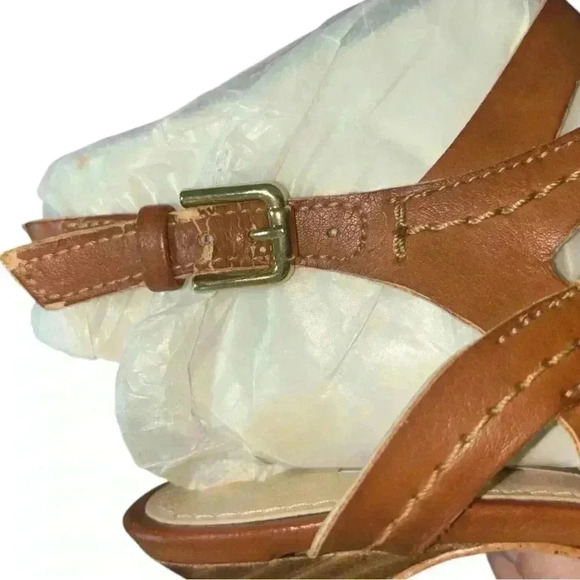 GUESS Women's Kylipso Tan Platform Heels - Picture 7 of 10